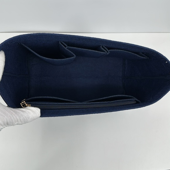 NWOT Medium Purse Insert Organizer - Picture 4 of 6